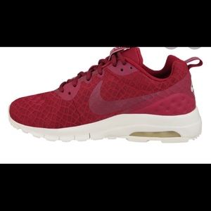 Nike Air Max Motion Sneakers